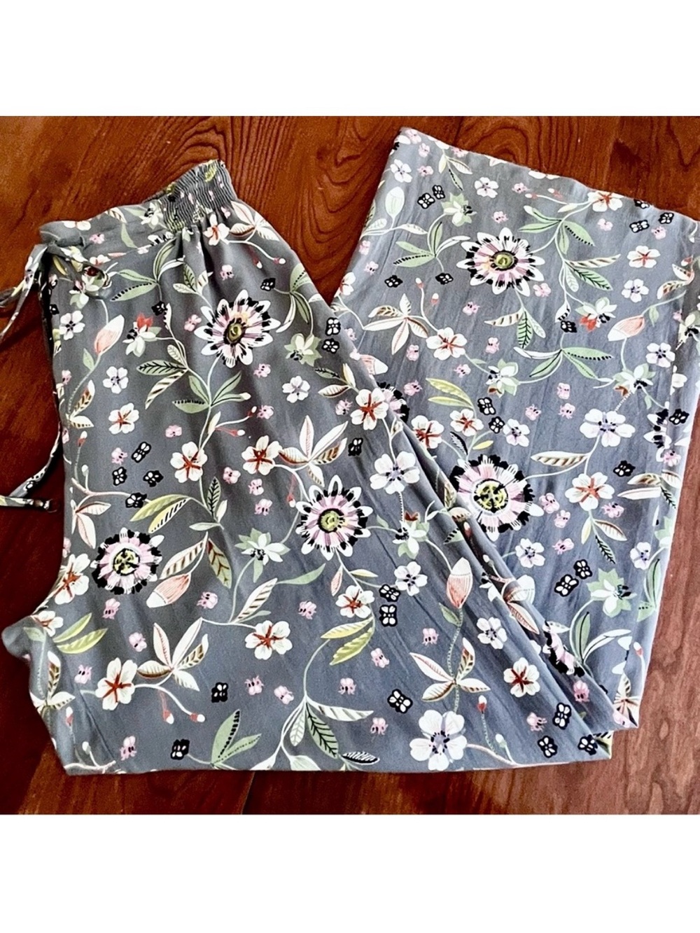 NWOT - ANGIE Wide Leg Pants - floral rayon elastic waist